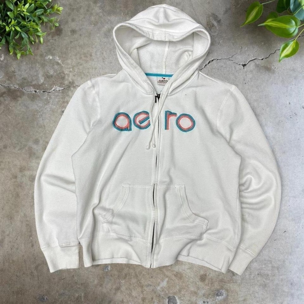 2000s Y2K cute white Aeropostale spell out zip up hoodie